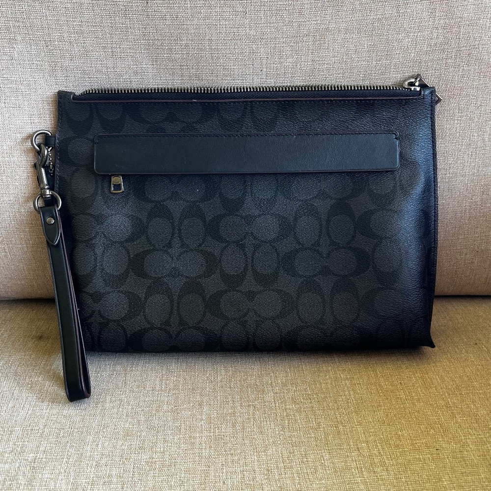 Coach Carryall Pouch With Signature Coach Print